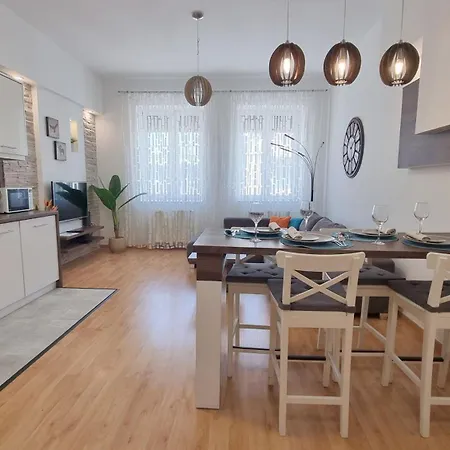 Adam Apartment Budapest Exterior photo