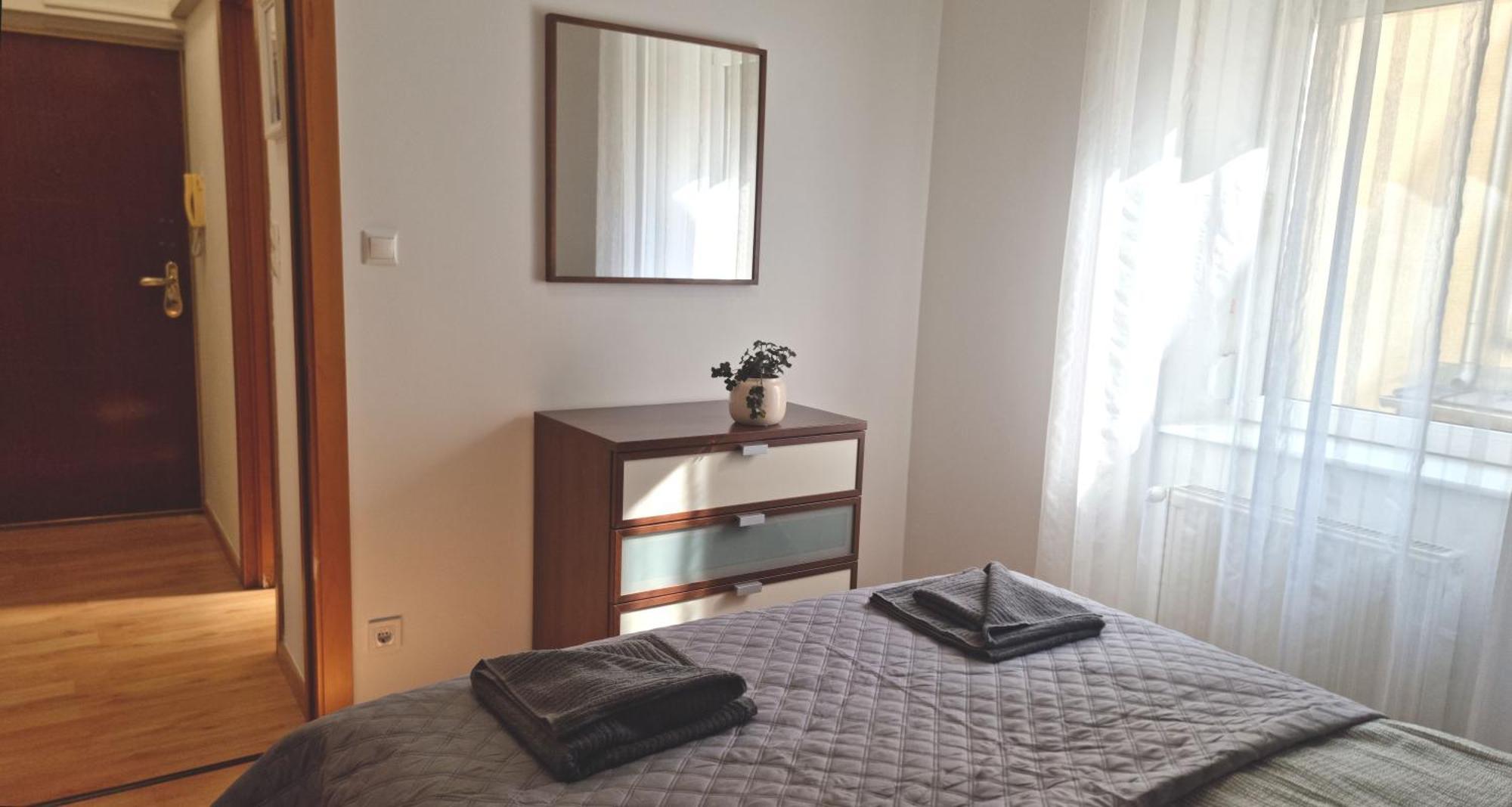 Adam Apartmán *
